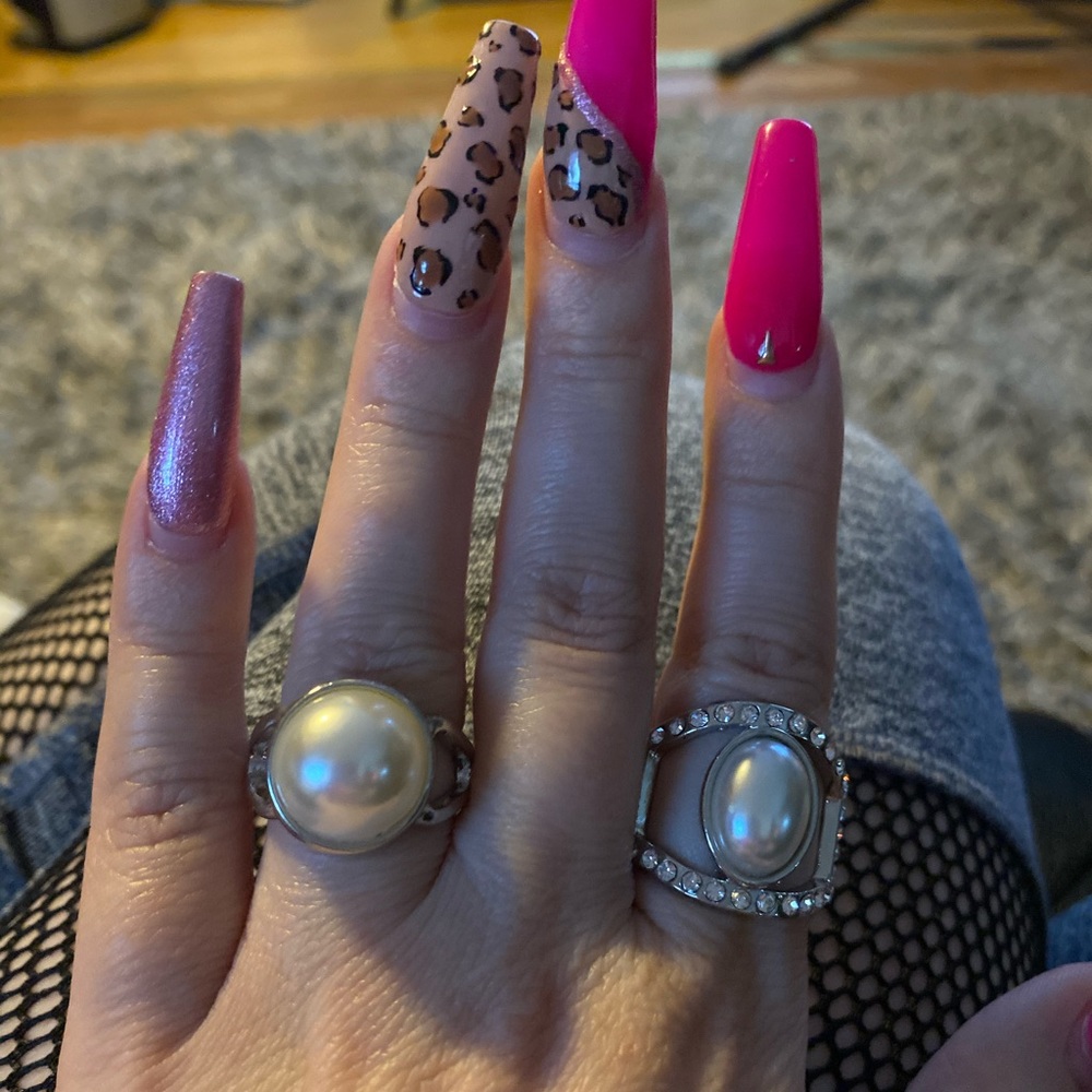 Lot of 5 Paparazzi Stretchy Rings